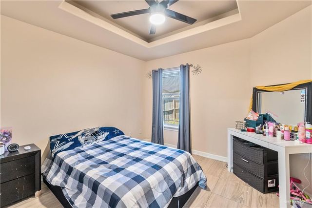 23717 Sun Chase Circle, Primera, TX 78552