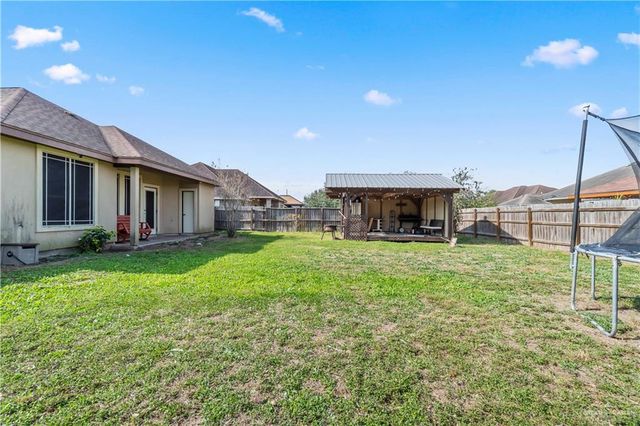 23717 Sun Chase Circle, Primera, TX 78552