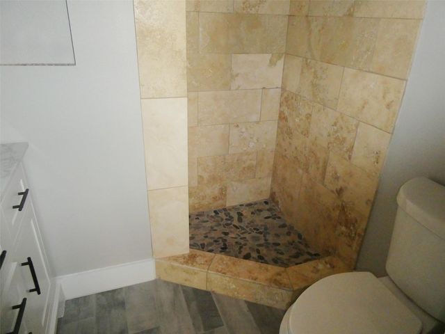 909 REINLI ST 133, Austin, TX 78751