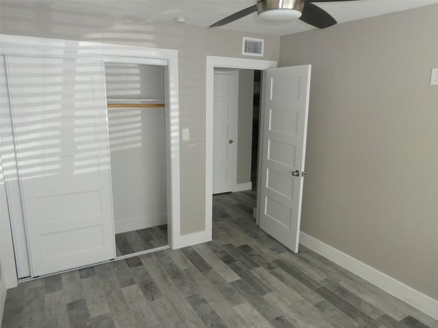 909 REINLI ST 133, Austin, TX 78751