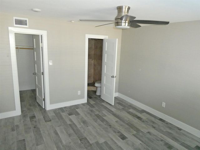 909 REINLI ST 133, Austin, TX 78751