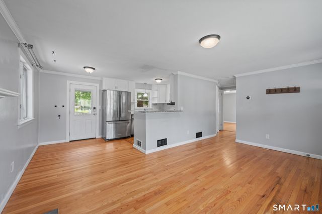 6 Charles Street, Southington, CT 06489