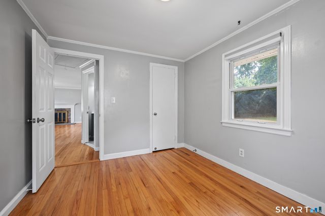 6 Charles Street, Southington, CT 06489