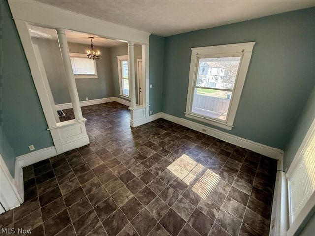 222 Rhodes Avenue, Akron, OH 44302