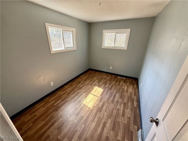 222 Rhodes Avenue, Akron, OH 44302
