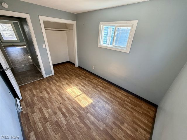 222 Rhodes Avenue, Akron, OH 44302