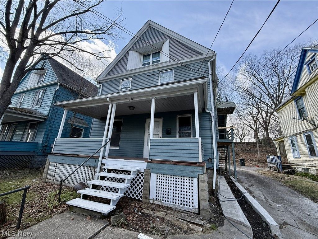 222 Rhodes Avenue, Akron, OH 44302
