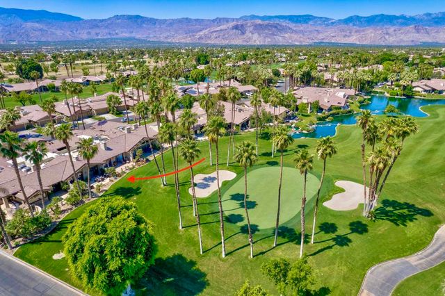 286 Green Mountain Drive, Palm Desert, CA 92211