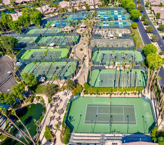 286 Green Mountain Drive, Palm Desert, CA 92211