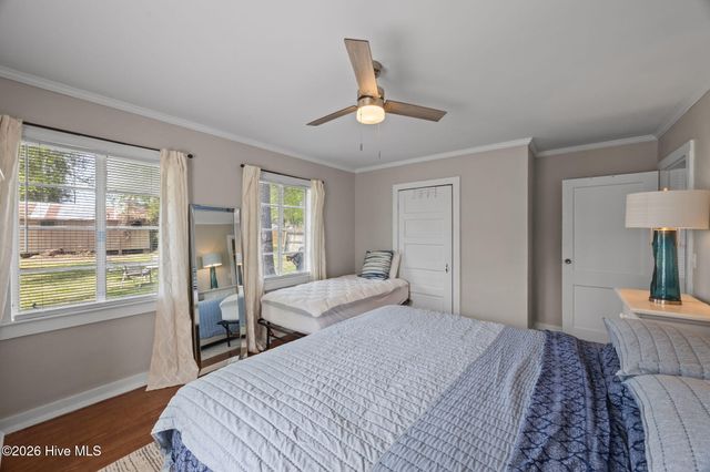 1103 Broad Street Ext, Oriental, NC 28571