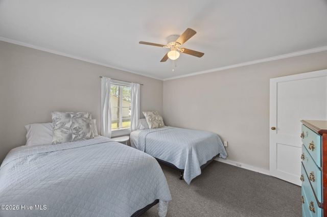 1103 Broad Street Ext, Oriental, NC 28571