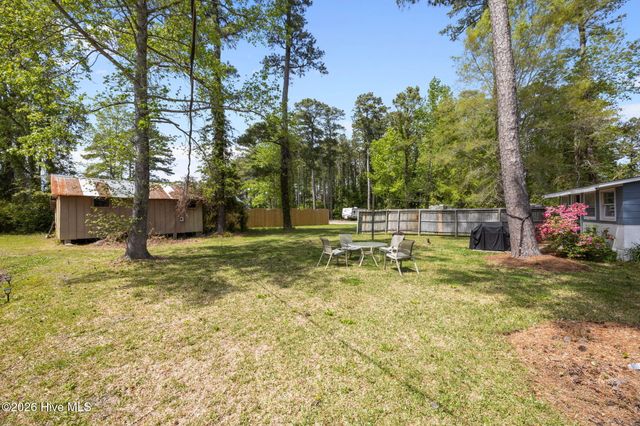 1103 Broad Street Ext, Oriental, NC 28571