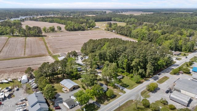 1103 Broad Street Ext, Oriental, NC 28571