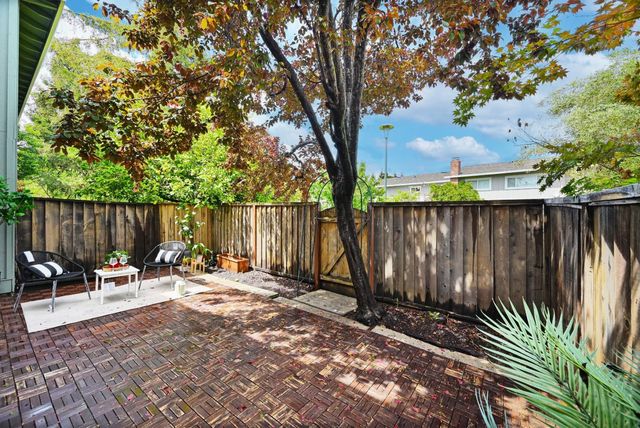 1506 Canna Court, Mountain View, CA 94043