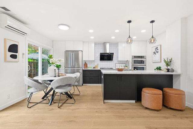 1506 Canna Court, Mountain View, CA 94043