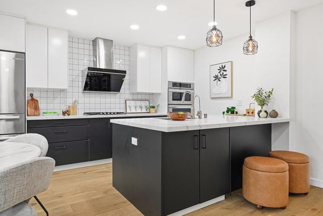 1506 Canna Court, Mountain View, CA 94043