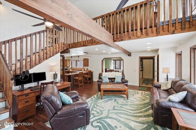 4301 N Farm Loop, Palmer, AK 99645