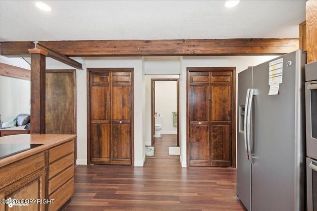 4301 N Farm Loop, Palmer, AK 99645