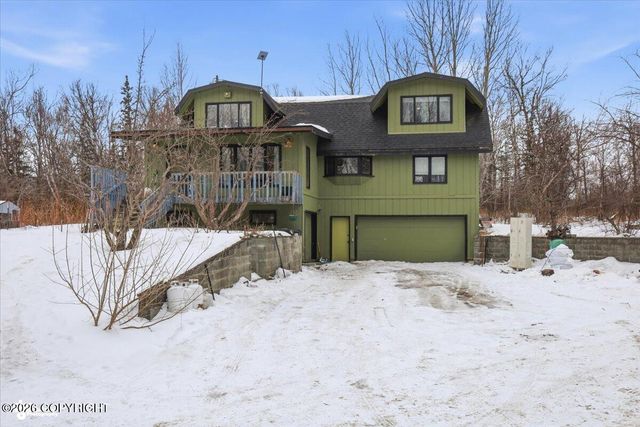 4301 N Farm Loop, Palmer, AK 99645