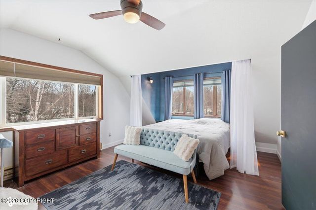 4301 N Farm Loop, Palmer, AK 99645