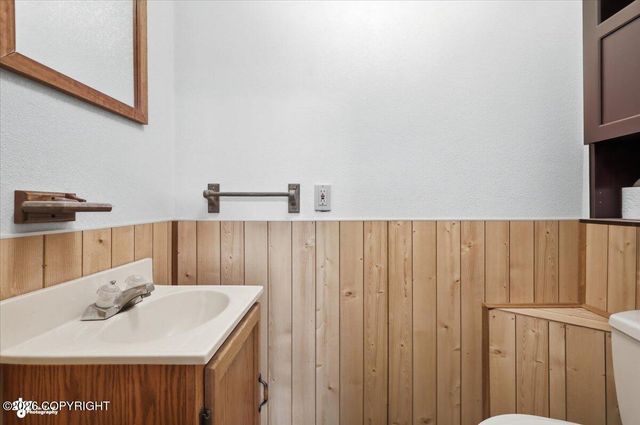 4301 N Farm Loop, Palmer, AK 99645