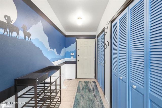 4301 N Farm Loop, Palmer, AK 99645