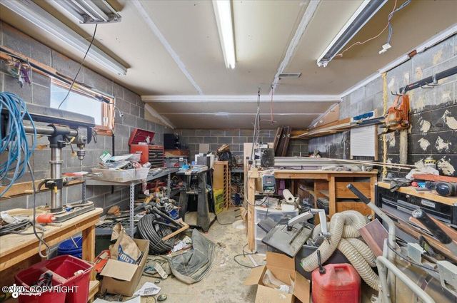 4301 N Farm Loop, Palmer, AK 99645