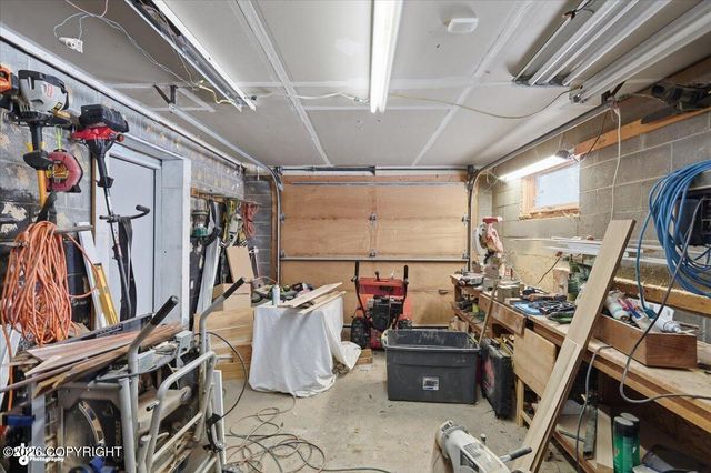 4301 N Farm Loop, Palmer, AK 99645