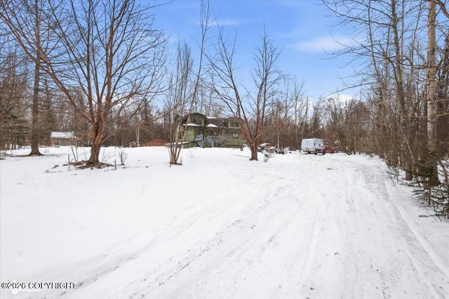 4301 N Farm Loop, Palmer, AK 99645