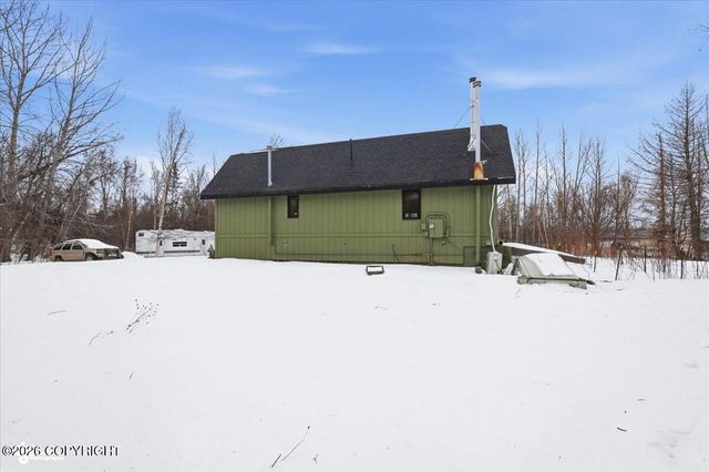 4301 N Farm Loop, Palmer, AK 99645