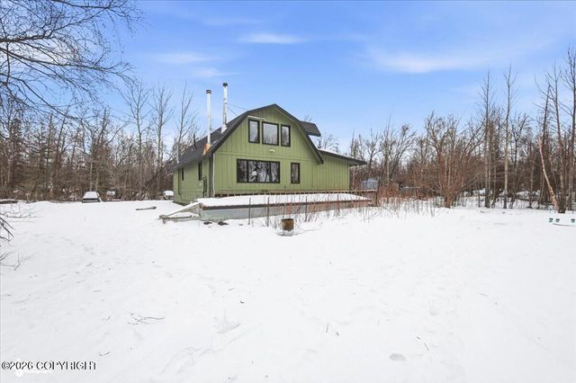 4301 N Farm Loop, Palmer, AK 99645