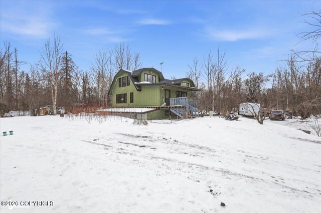 4301 N Farm Loop, Palmer, AK 99645