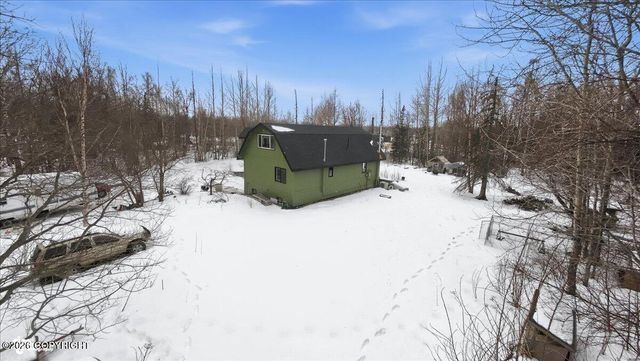 4301 N Farm Loop, Palmer, AK 99645