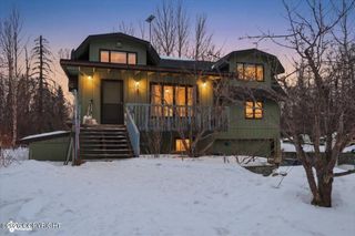 4301 N Farm Loop, Palmer, AK 99645