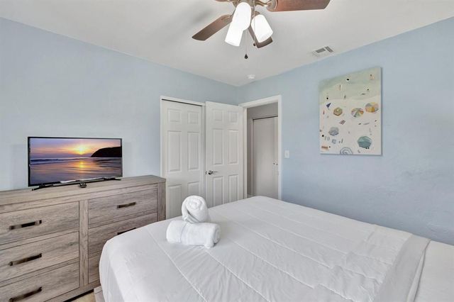 925 NE 25th Avenue, Pompano Beach, FL 33062