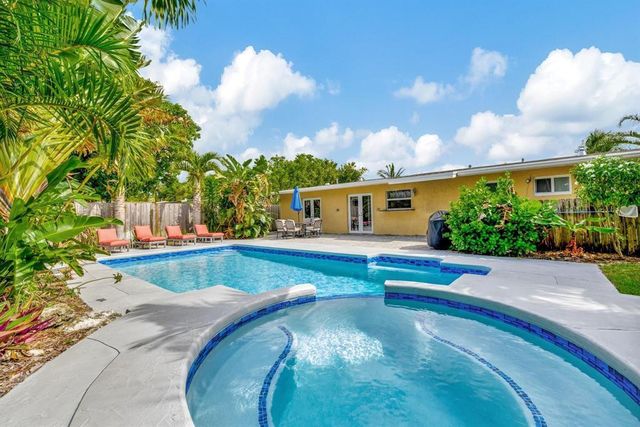 925 NE 25th Avenue, Pompano Beach, FL 33062