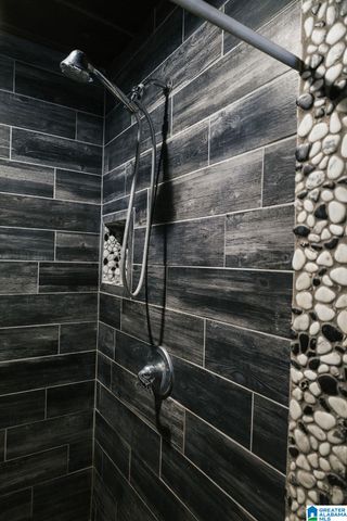 300 COUNTY LINE ROAD, Oxford, AL 36203