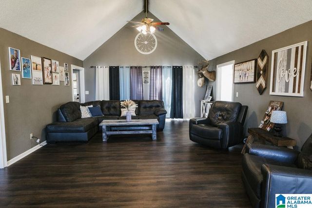 300 COUNTY LINE ROAD, Oxford, AL 36203