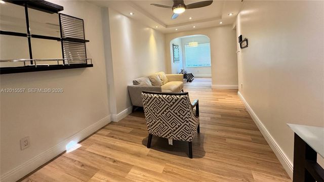 645 Lenox Ave, Miami Beach, FL 33139