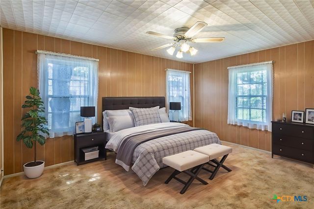 807 E 12th Avenue, Belton, TX 76513