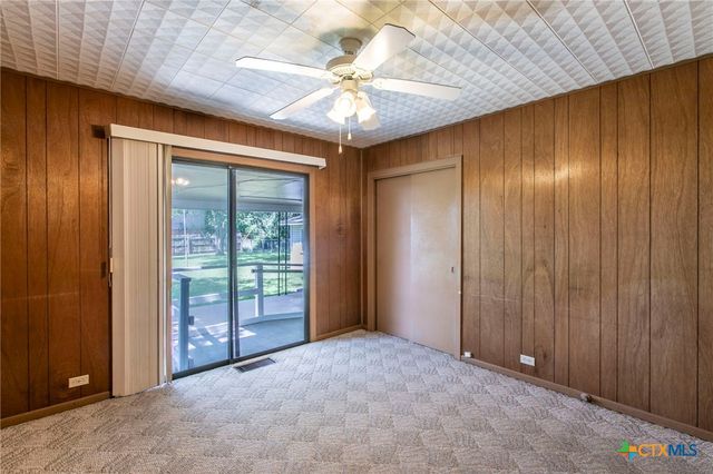 807 E 12th Avenue, Belton, TX 76513