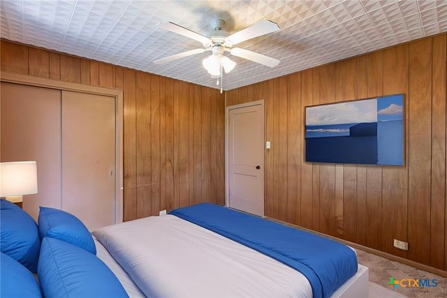807 E 12th Avenue, Belton, TX 76513