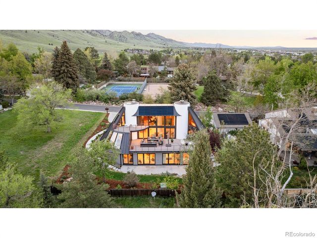 630 Northstar Court, Boulder, CO 80304