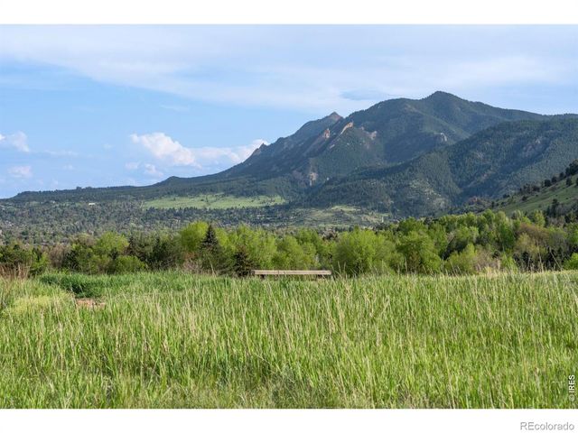 630 Northstar Court, Boulder, CO 80304