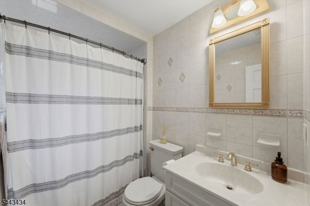 198 Cornell Ave, Rahway City, NJ 07065