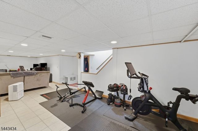 198 Cornell Ave, Rahway City, NJ 07065