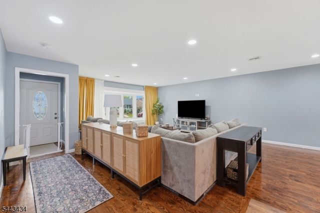 198 Cornell Ave, Rahway City, NJ 07065