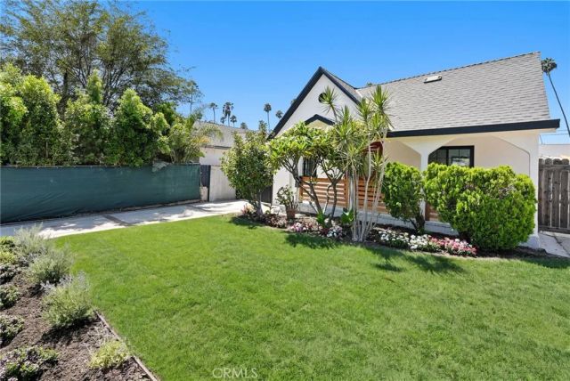 1423 N Coronado, Los Angeles, CA 90026