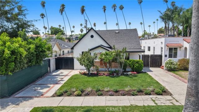 1423 N Coronado, Los Angeles, CA 90026