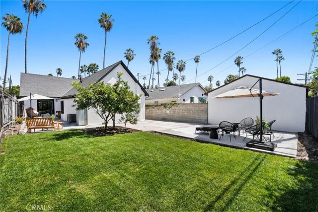 1423 N Coronado, Los Angeles, CA 90026